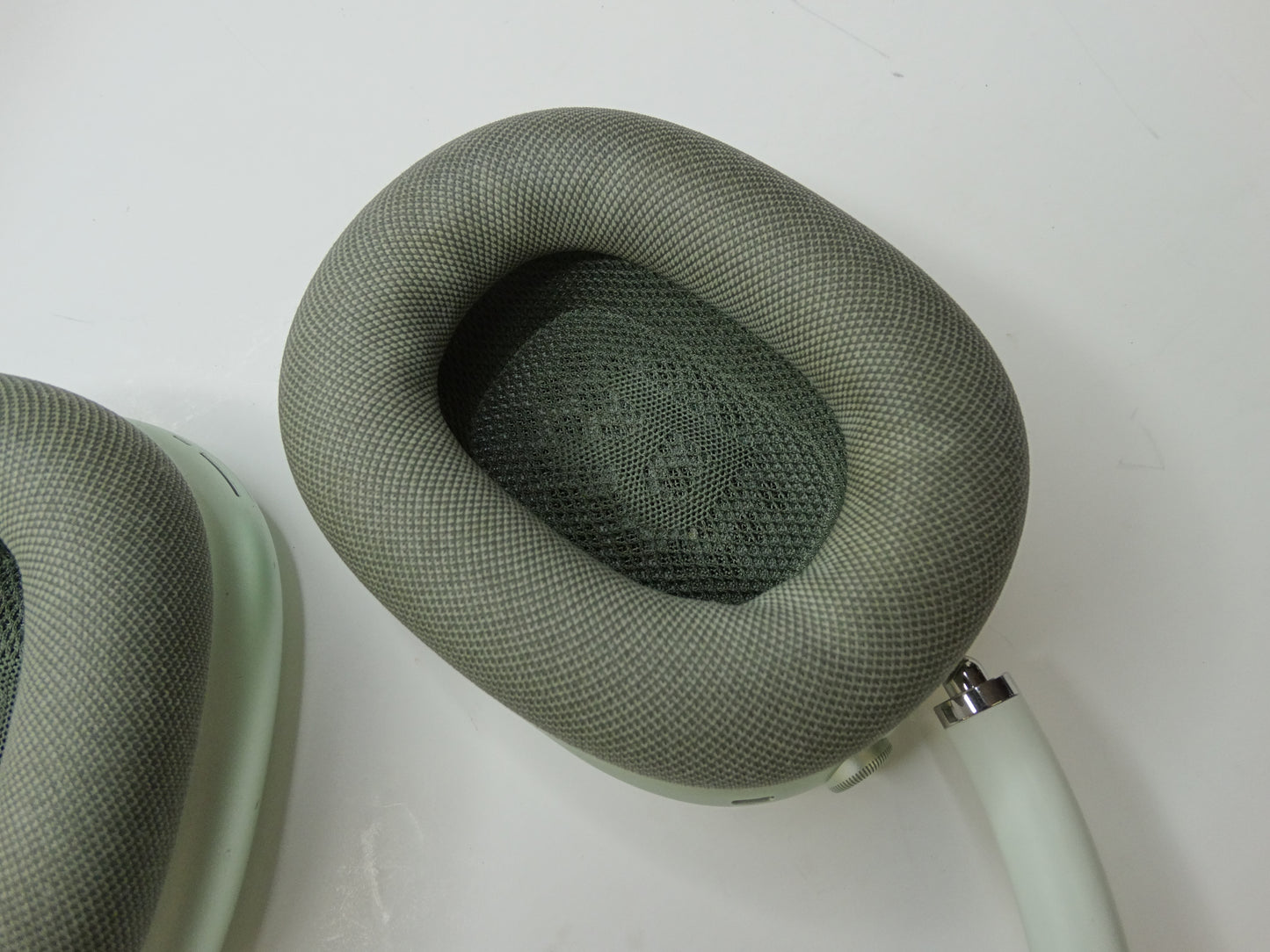 Apple AirPods Max – Green (Model MGYN3AM/A) Wireless Over-Ear Headphones