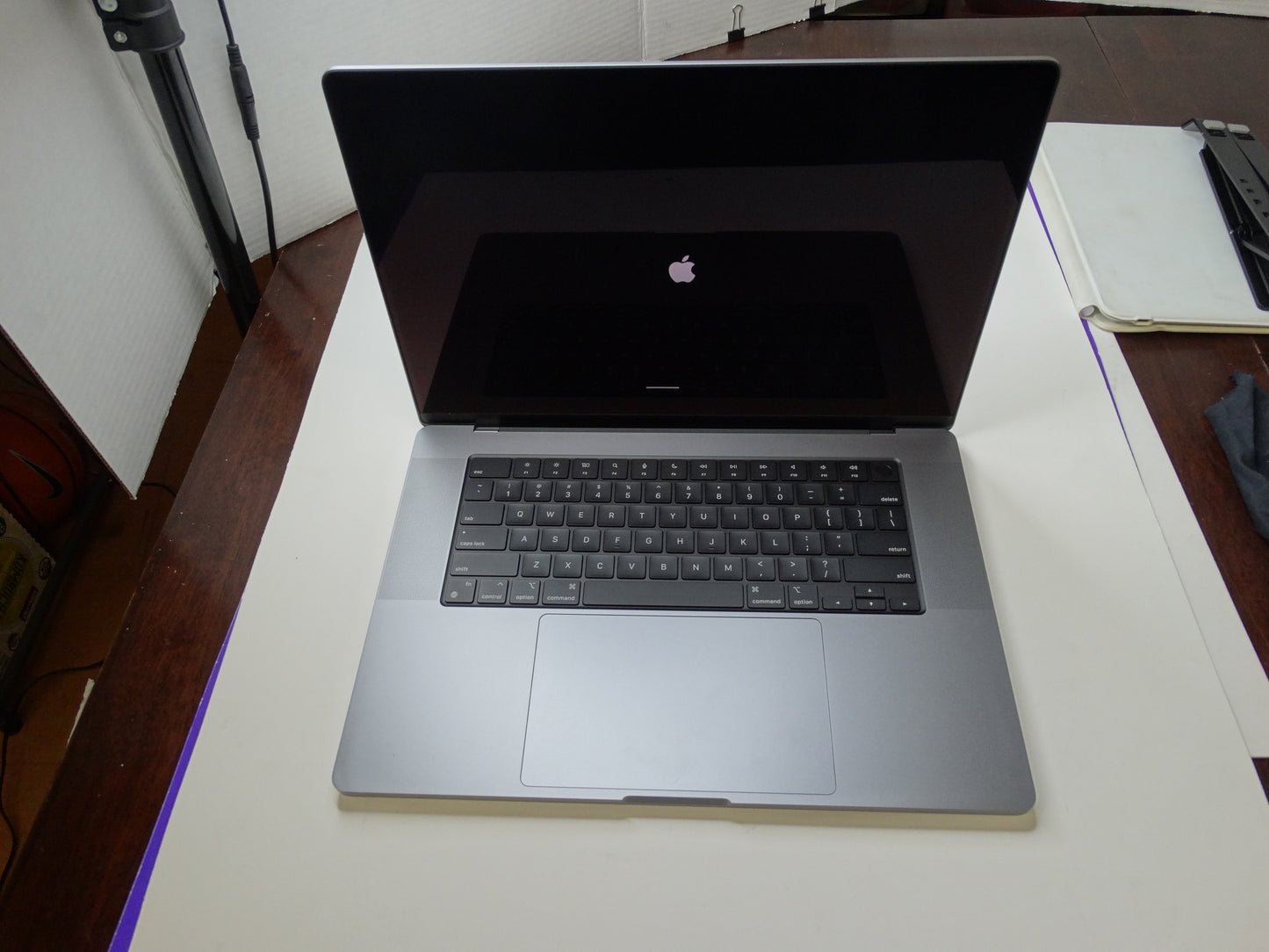Apple MacBook Pro 16" A2780 – M2 Pro, 16GB RAM, 512GB SSD, 12-Core CPU, 19-Core GPU