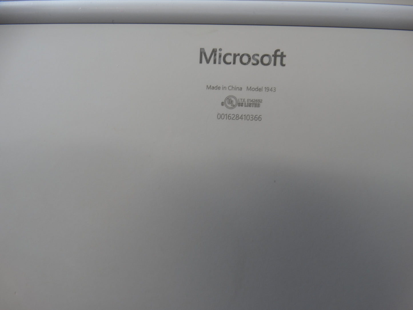 Microsoft Surface Laptop – Intel i5-1035G1, 4GB RAM, 60GB SSD, Windows 11 Pro, 12.3” Touch
