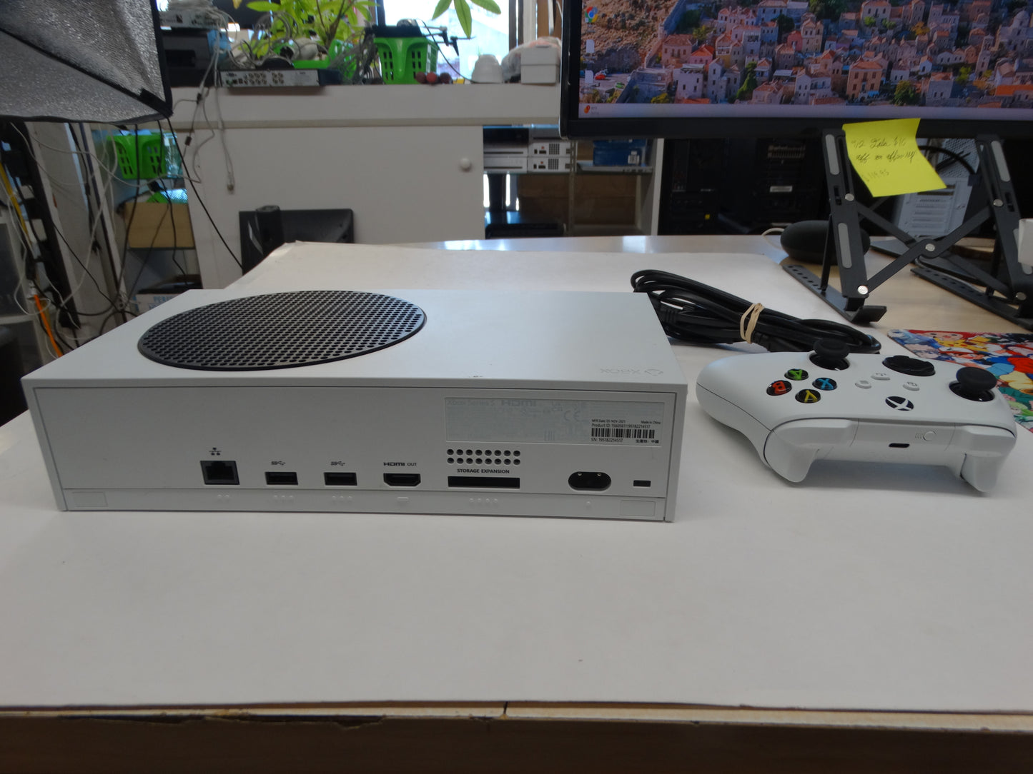 Microsoft Xbox Series S 512GB Digital Console – White | Next-Gen Gaming