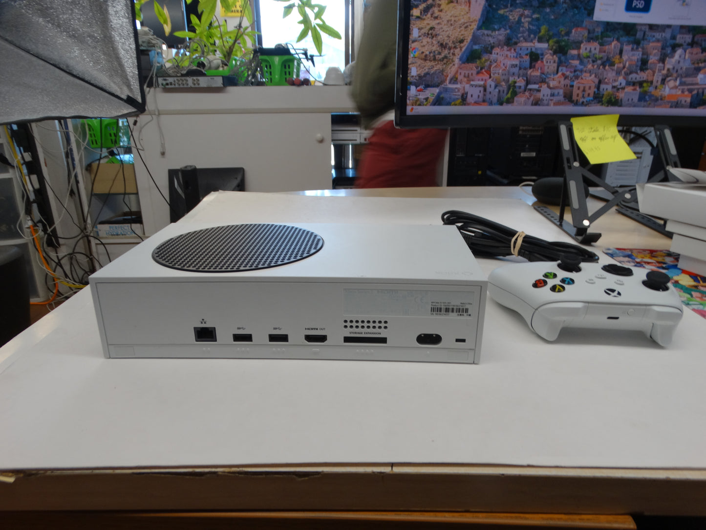 Microsoft Xbox Series S 512GB Digital Console – White | Next-Gen Gaming