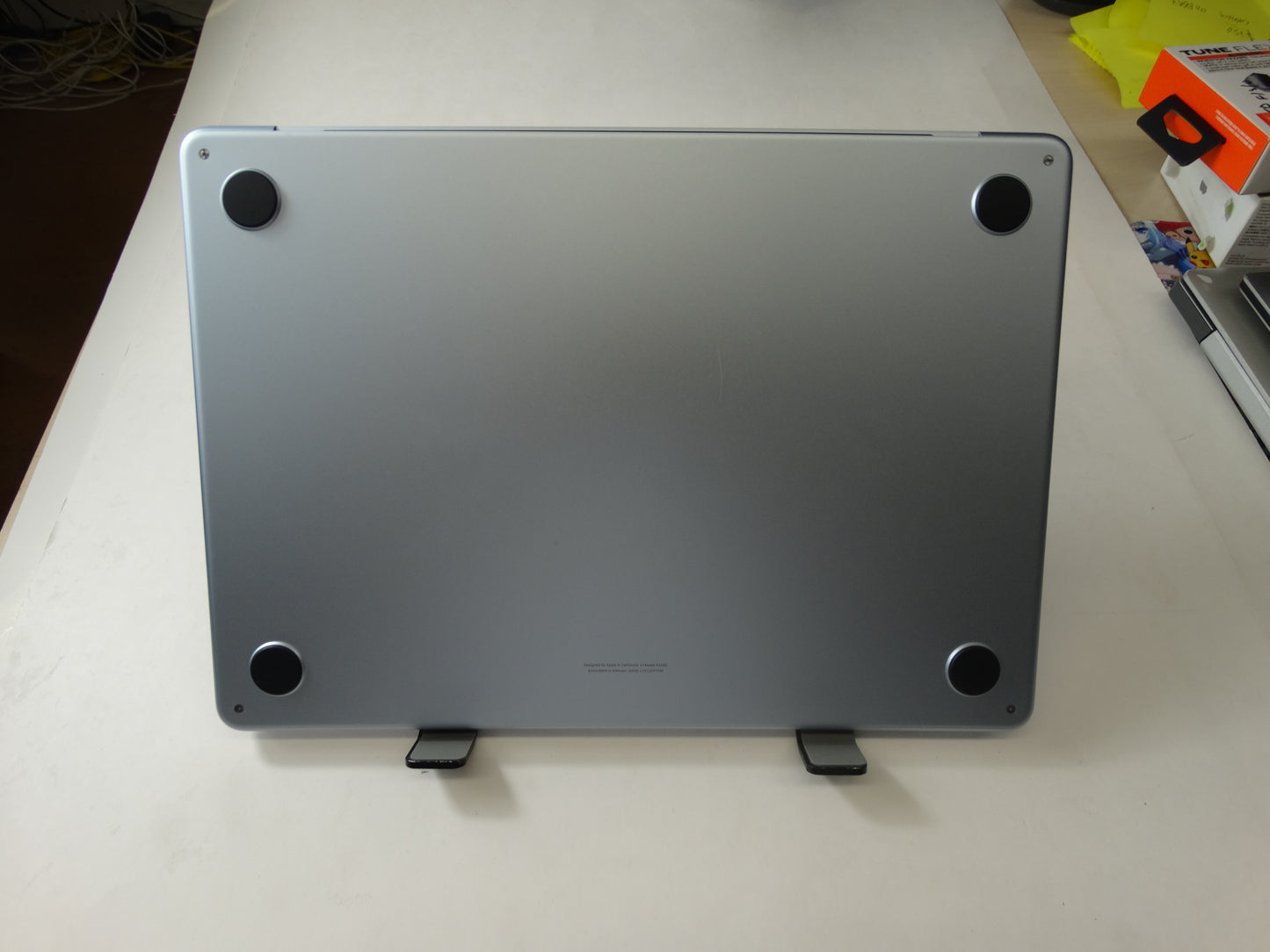 Apple MacBook Air A3240 β M4 Chip (10-Core CPU, 8-Core GPU), 16GB RAM, 256GB SSD, 13.6β Retina β macOS Sequoia