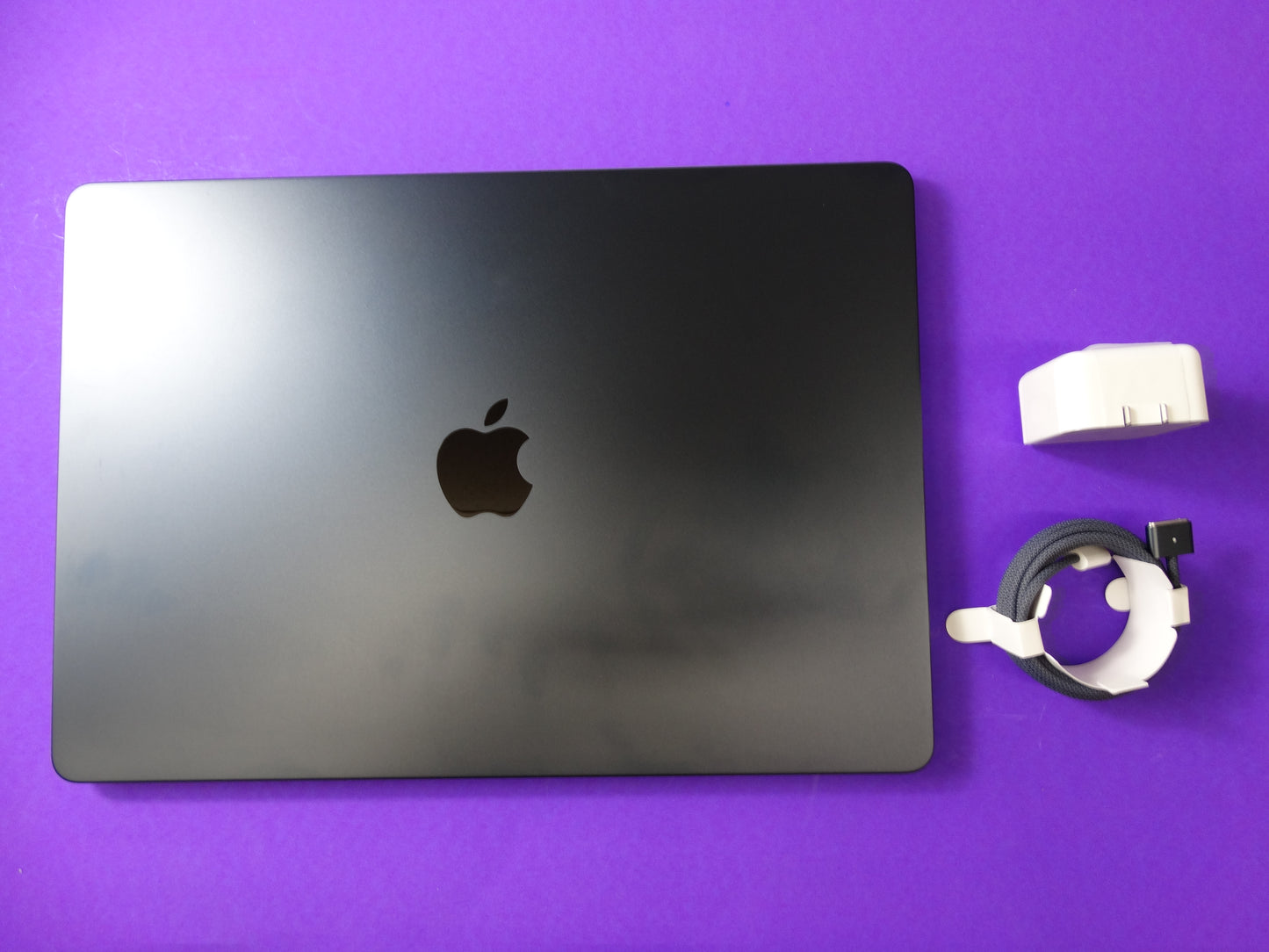 Apple MacBook Air M2 (A2941) – 13.6” Retina, 8GB RAM, 512GB SSD, 8-Core CPU, 10-Core GPU, Low Cycle Count