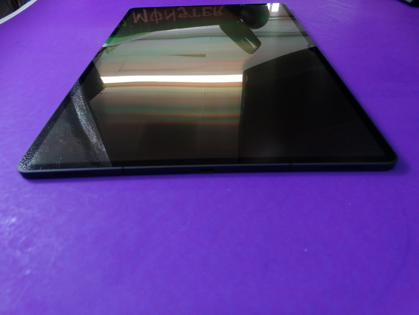 Samsung Galaxy Tab S8 Ultra 128GB WiFi – Premium Tablet with S Pen & Book Cover Keyboard