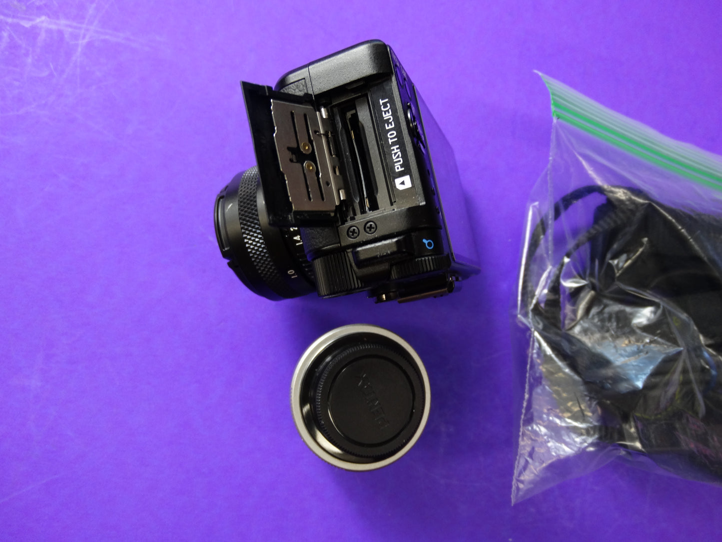Pentax Q Mirrorless Digital Camera with 01 Standard Prime 8.5mm f/1.9 & 02 Standard Zoom 5–15mm Lenses