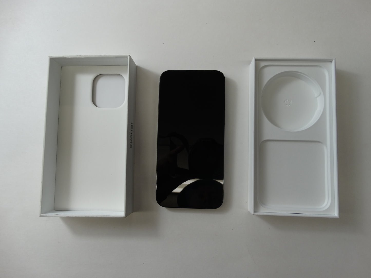 Apple iPhone 14 Pro Max ā 128GB, Black, Unlocked, 100% Battery Health (Model NQ8N3LL/A)