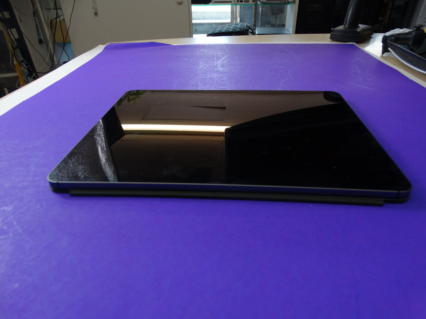 Apple iPad Pro 12.9" (4th Gen) ā 128GB Storage, 6GB RAM, Wi-Fi + Cellular Tablet