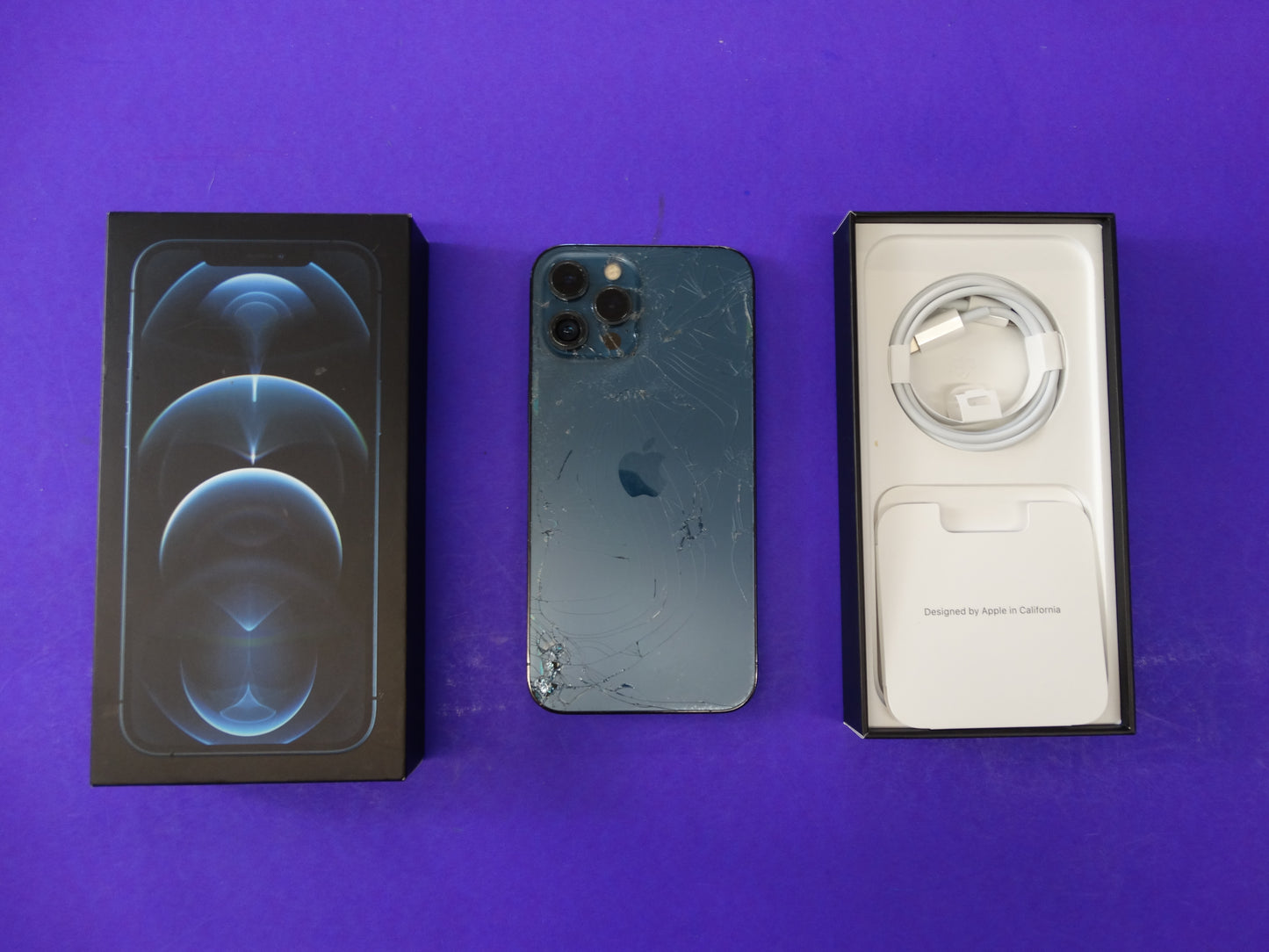 Apple iPhone 12 Pro Max β 256GB, AT&T, iOS 18.7.1, Battery 78% (NG9J3L4A)