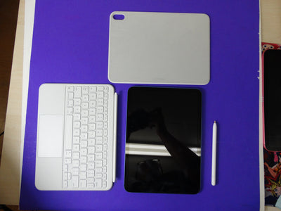 iPad 10th Generation MQ6K3LL/A 64GB Wi-Fi + Cellular (Unlocked) with Pen & Keyboard - WeBuyElectronic