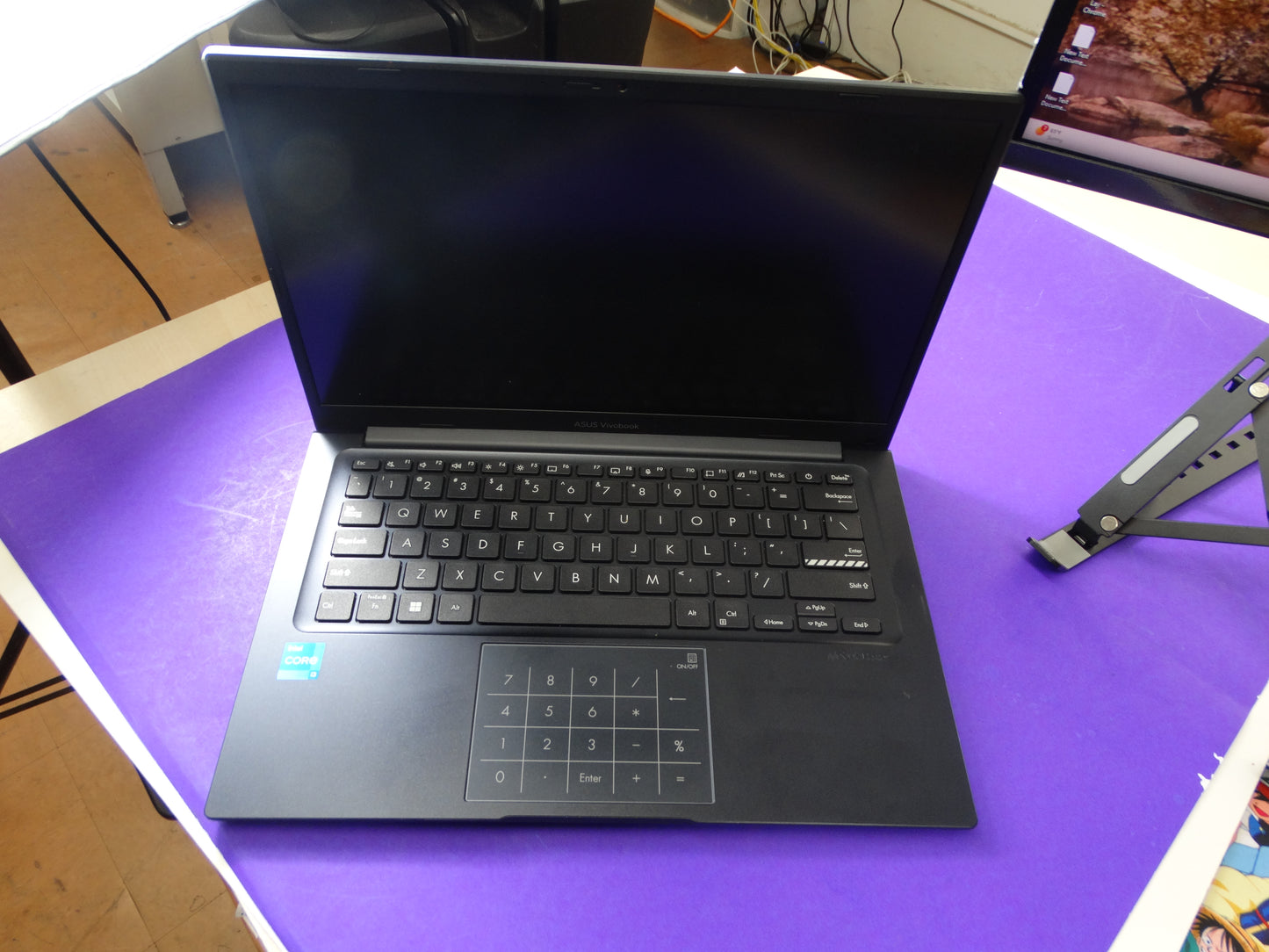 ASUS VivoBook X14042A – Intel Core i3-1215U, 8GB RAM, 128GB SSD, Windows 11 Laptop - WeBuyElectronic