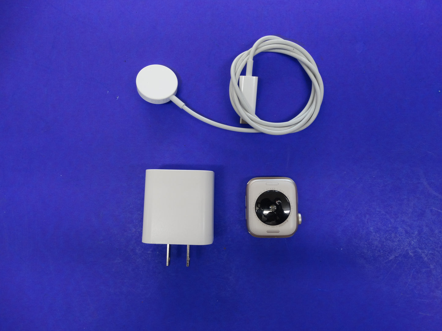 Apple Watch SE (2nd Gen) MNL73LL/A – 40mm GPS + Wi-Fi – 97% Battery Health w/ Charger - WeBuyElectronic