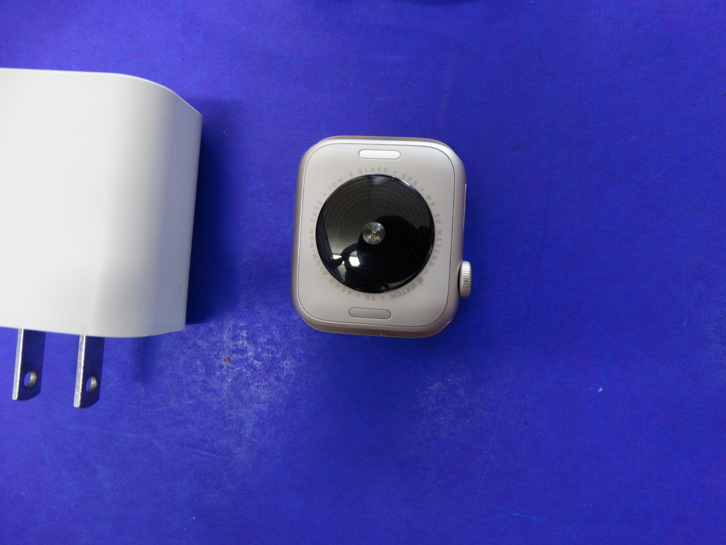 Apple Watch SE (2nd Gen) MNL73LL/A – 40mm GPS + Wi-Fi – 97% Battery Health w/ Charger - WeBuyElectronic