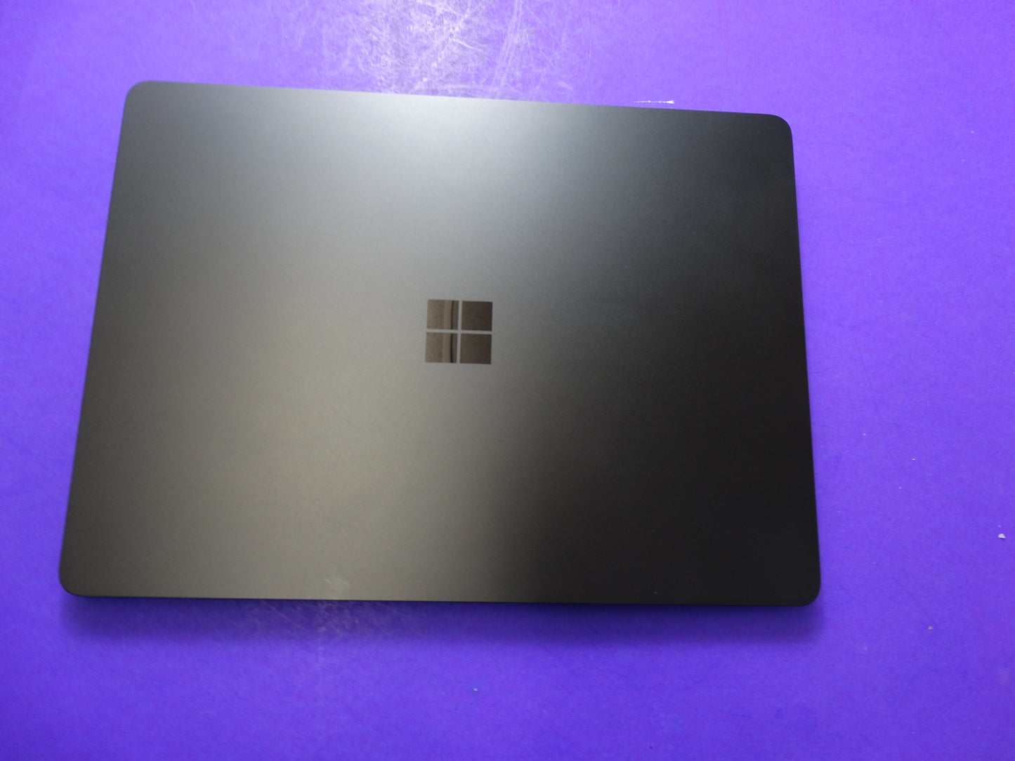 Microsoft Surface Laptop 5 – 16GB RAM, 1TB SSD, Snapdragon X Elite 12-Core, Windows 11 (7 Battery Cycles, 100%)