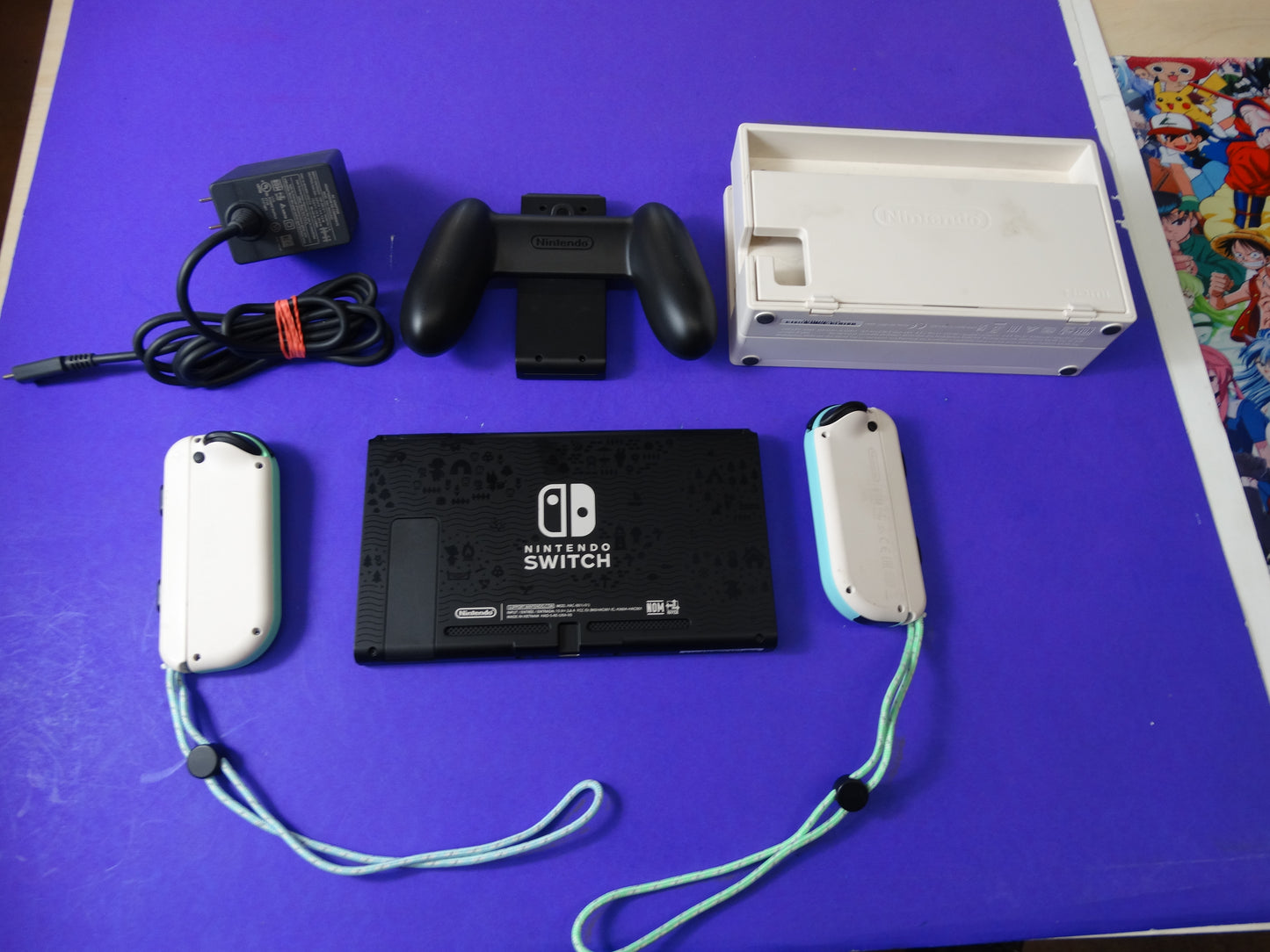 Nintendo Switch Console – Animal Crossing: New Horizons Edition