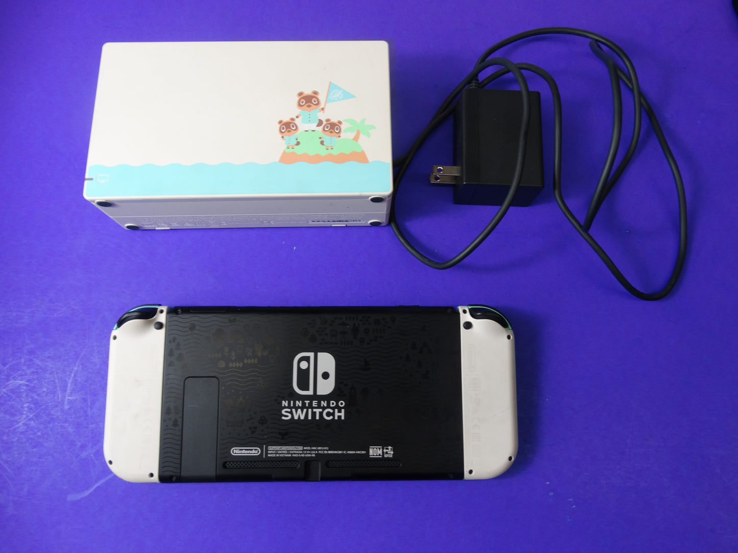 Nintendo Switch Animal Crossing Edition – Special Design Console with Dock & Joy-Cons