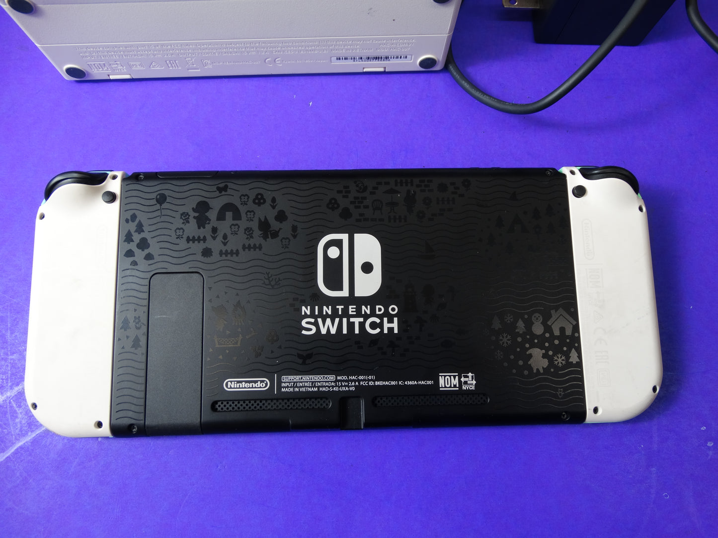 Nintendo Switch Animal Crossing Edition – Special Design Console with Dock & Joy-Cons