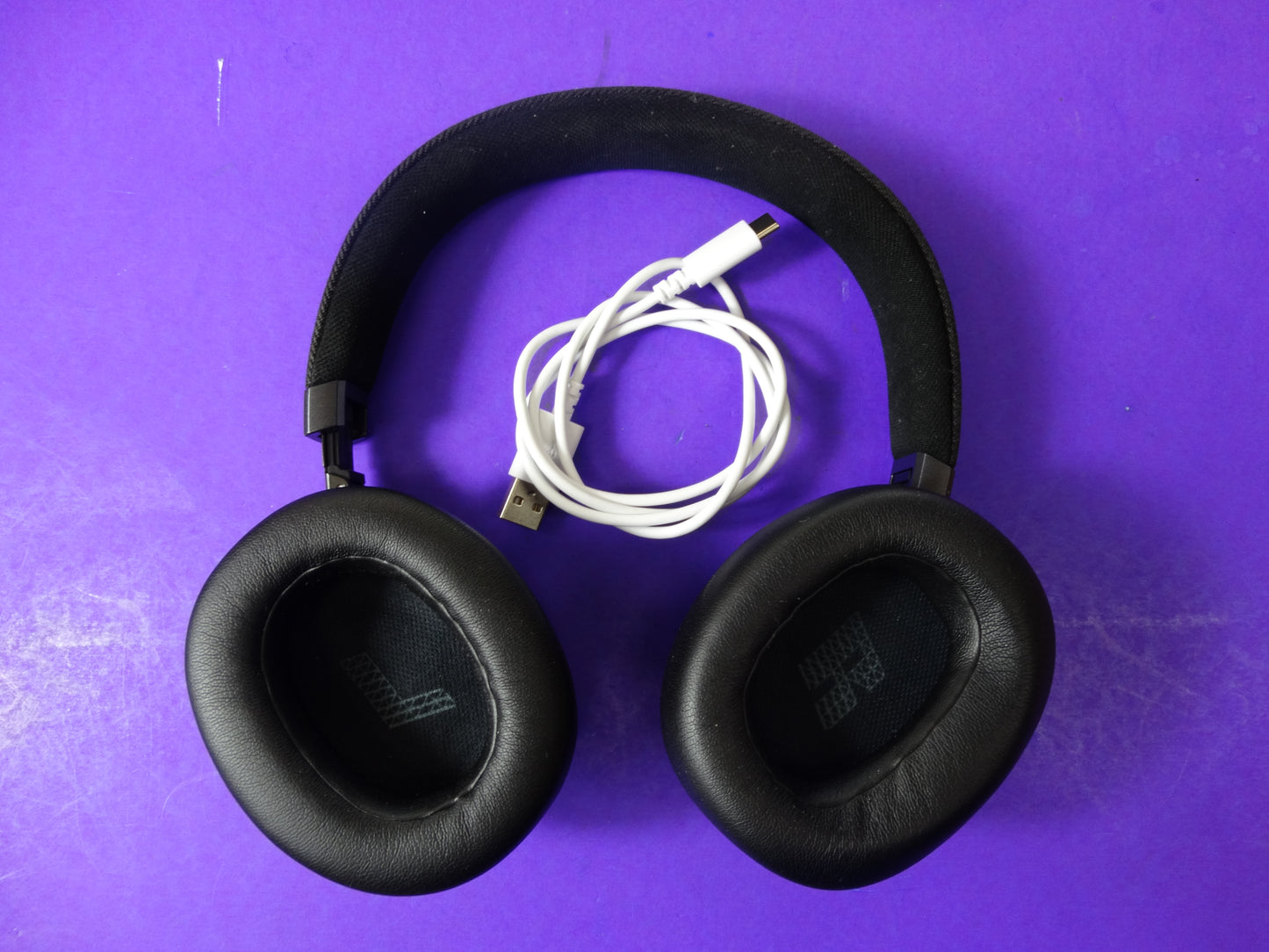 JBL LIVE 77NC – Wireless Bluetooth Noise Cancelling Headphones with Mic