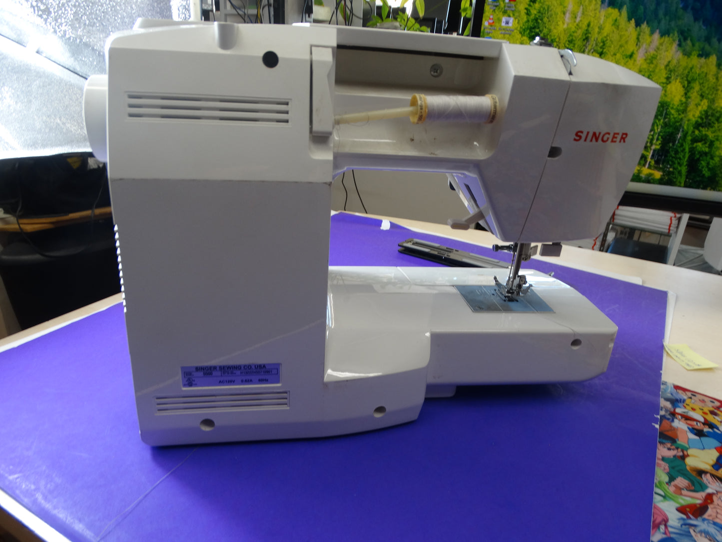 Singer Fashion Mate 7256 Computerized Sewing Machine – 70 Built-In Stitches & Automatic Needle Threader