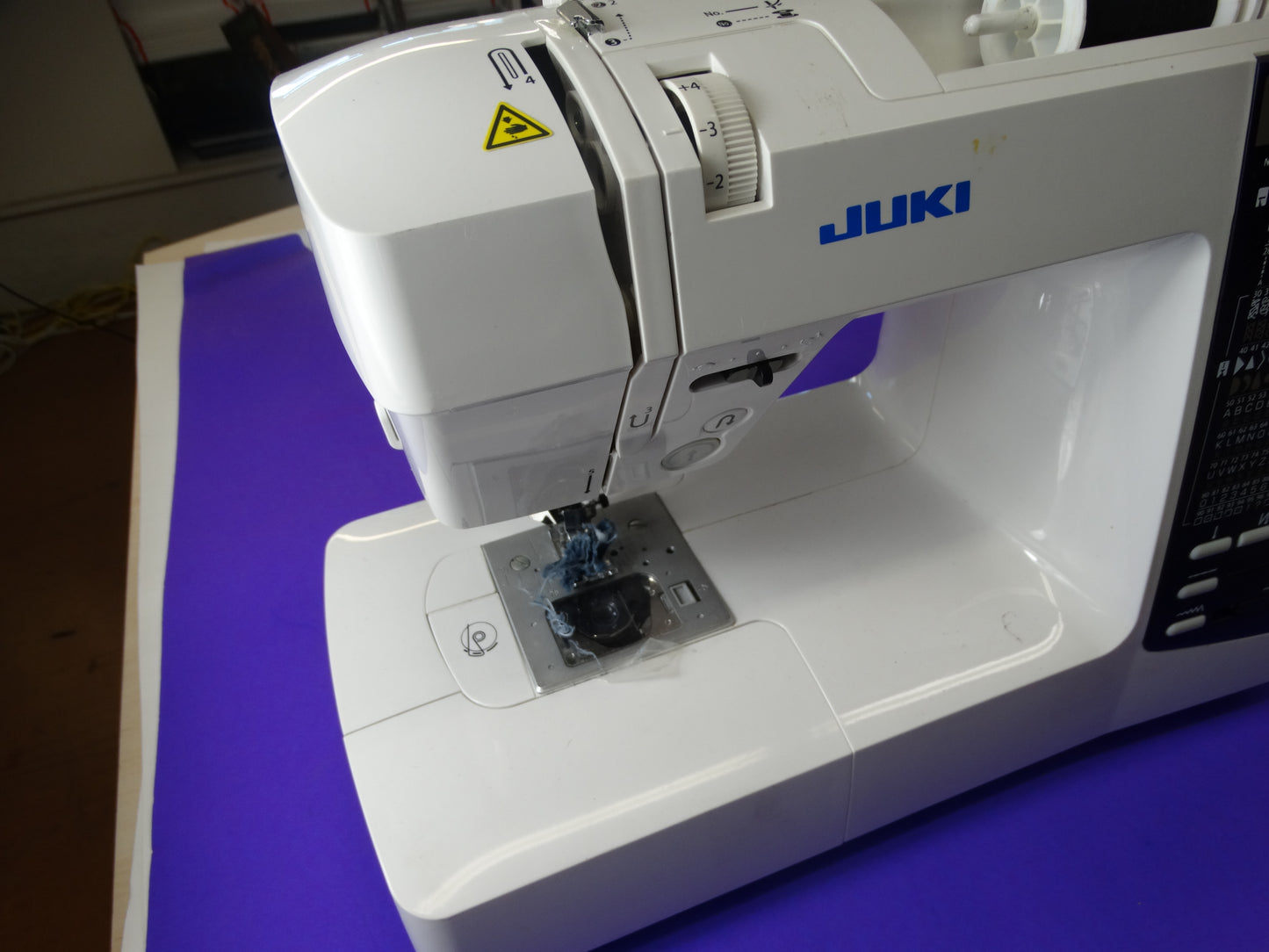 JUKI HZL-K85 Computerized Sewing Machine – 150 Stitch Patterns & Automatic Buttonholes