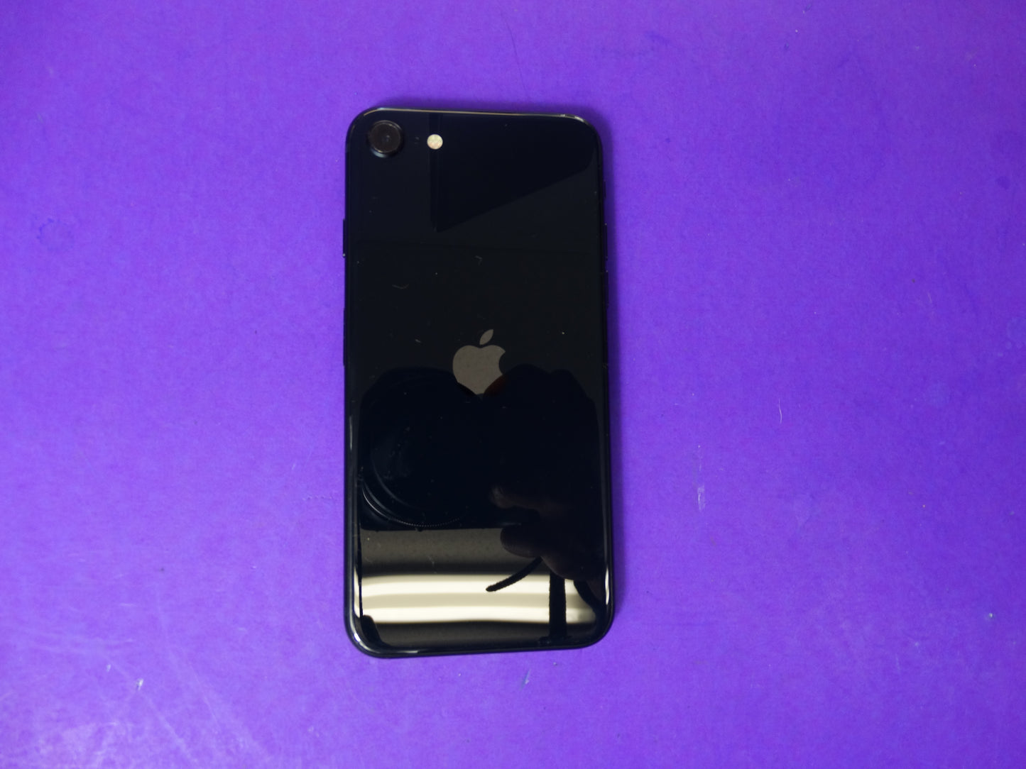Apple iPhone SE (3rd Generation) – 64GB Unlocked Smartphone – 100% Battery Health