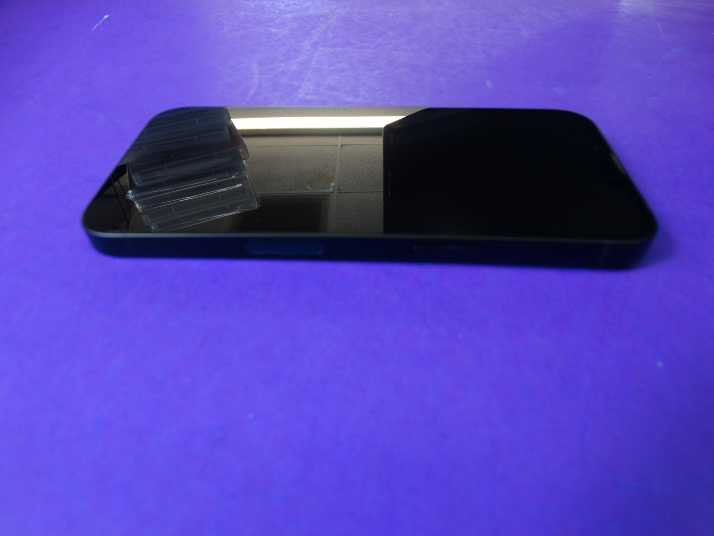 Apple iPhone 13 (Midnight, 128GB) – Tracfone / Straight Talk – 100% Battery Health
