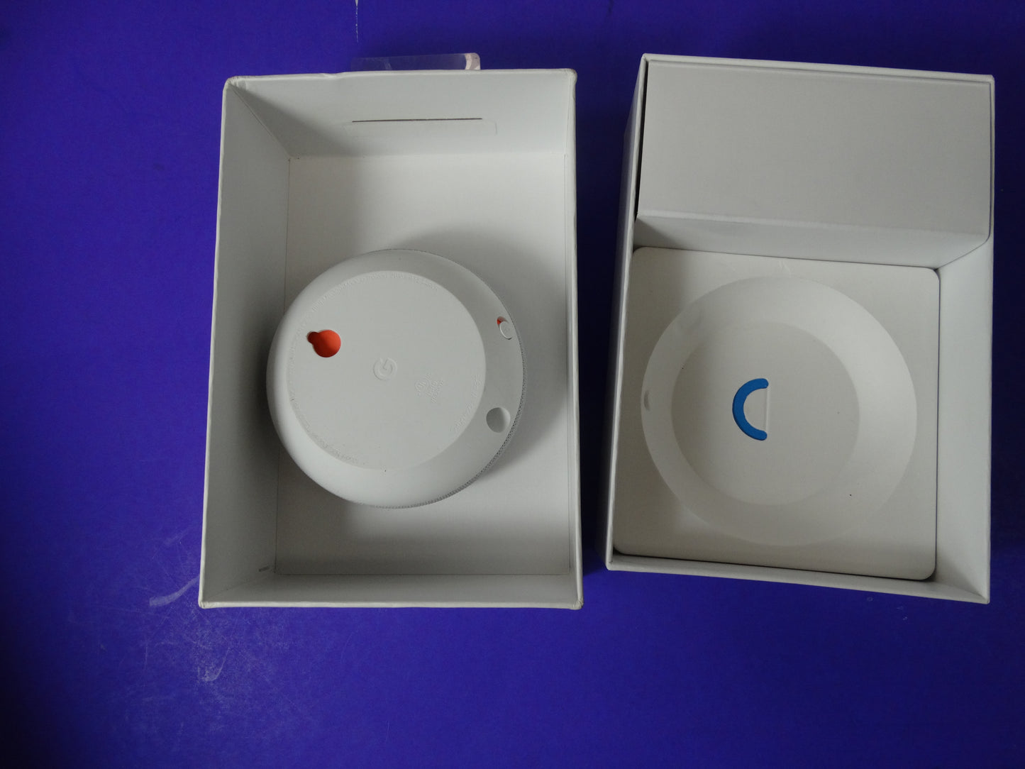 Google Nest Mini (2nd Generation) – Chalk color (Model: GA00638-US)