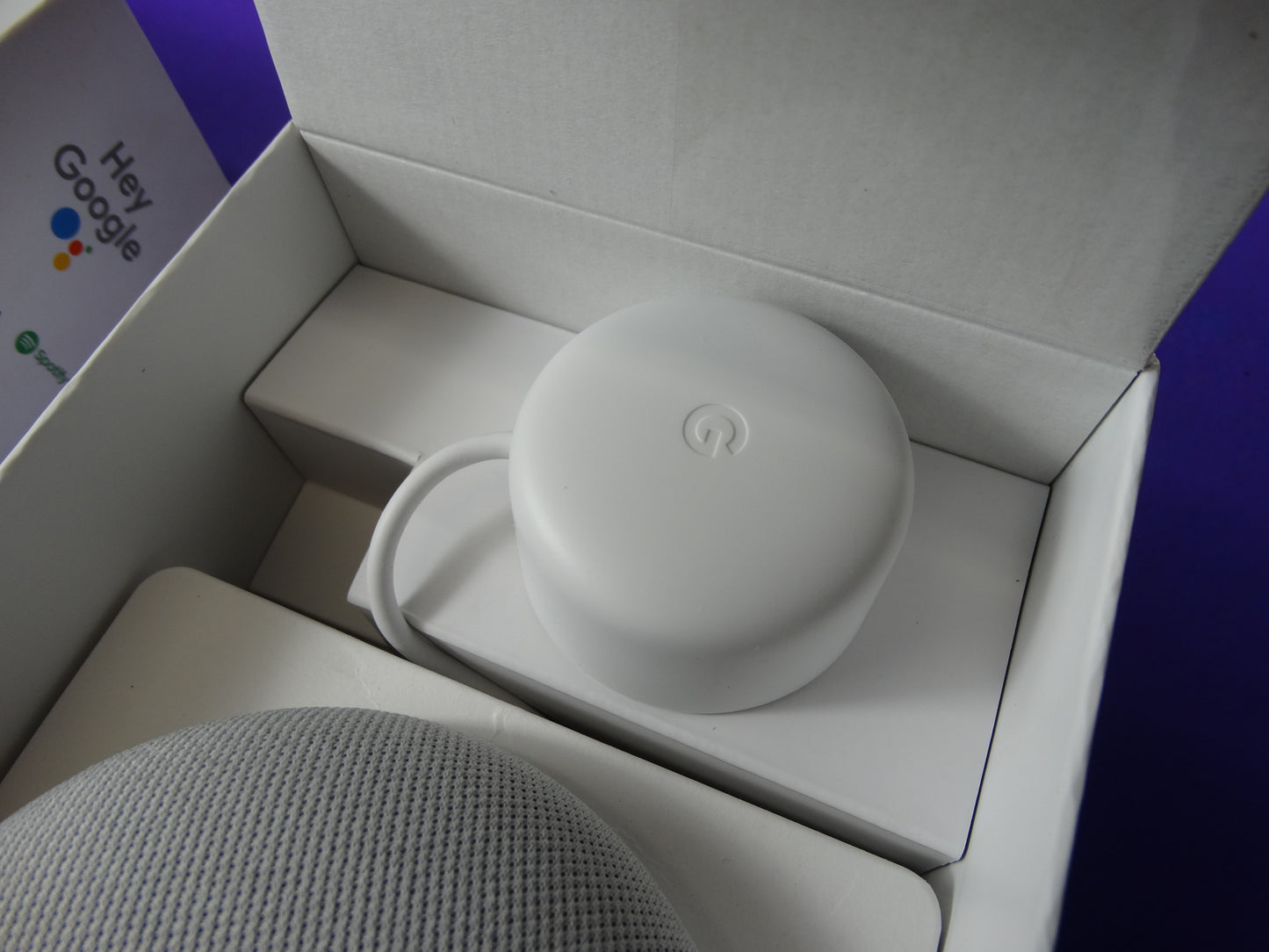 Google Nest Mini (2nd Generation) – Chalk color (Model: GA00638-US)