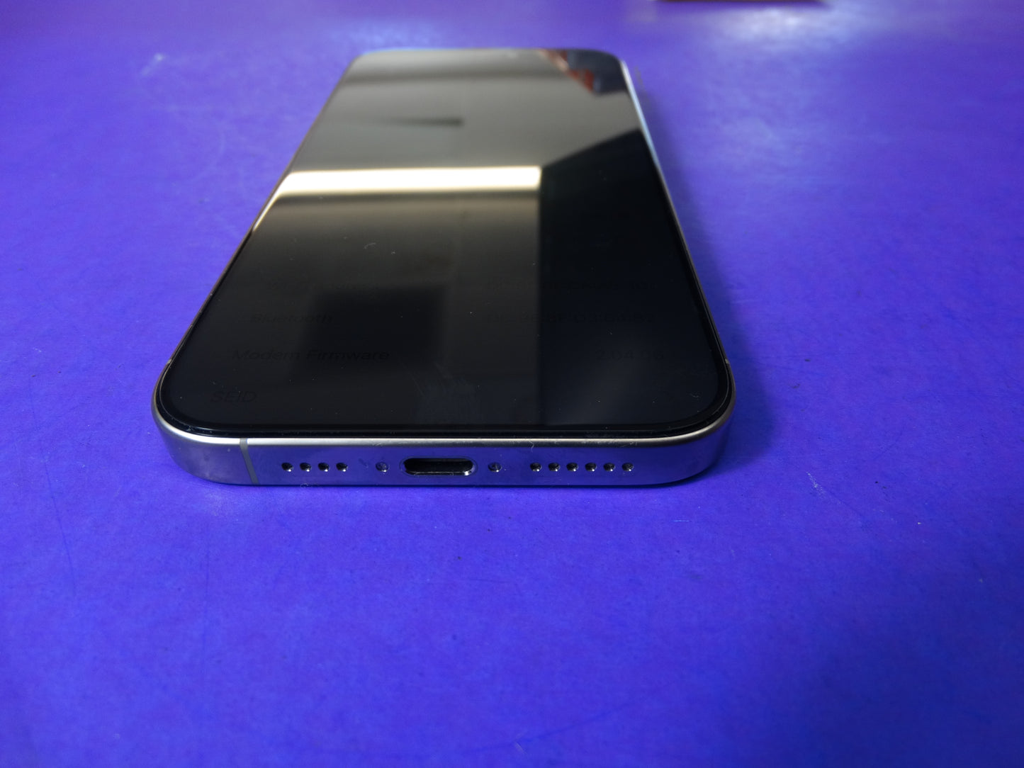 Apple iPhone 16 Pro Max Titanium (256GB, iOS 26.0.1, Unlocked) – Excellent Condition