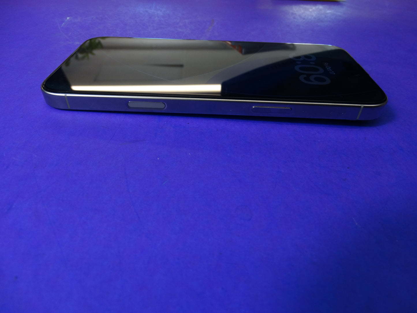 Apple iPhone 16 Pro Max Titanium (256GB, iOS 26.0.1, Unlocked) – Excellent Condition