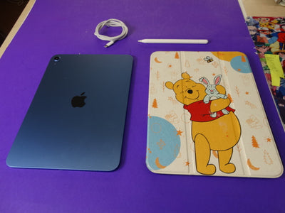 iPad Pro 11-Inch 2nd Generation 128GB Wi-Fi with Apple Pencil + Protective Case