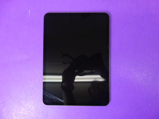 Apple iPad Pro 11" (M4, 2024) – 256GB Wi-Fi, Model MVV83LL/A, iPadOS 18.7.2