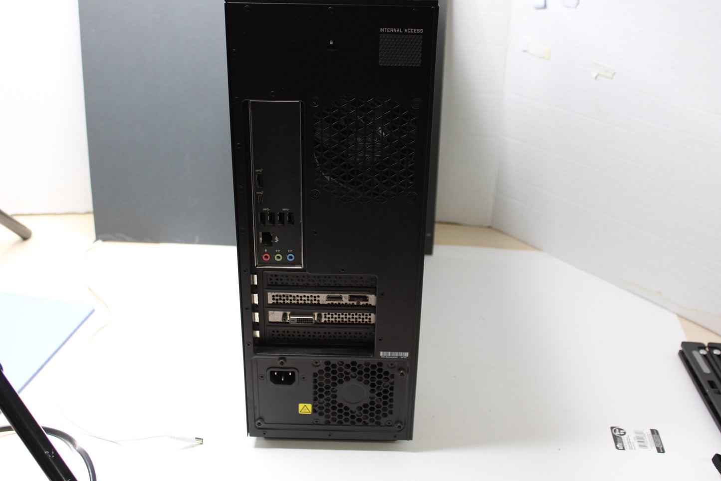 HP OMEN 30L Ryzen 7 3700X Gaming PC – RTX 2060, 16GB, 1TB HDD + 256GB SSD, Windows 10