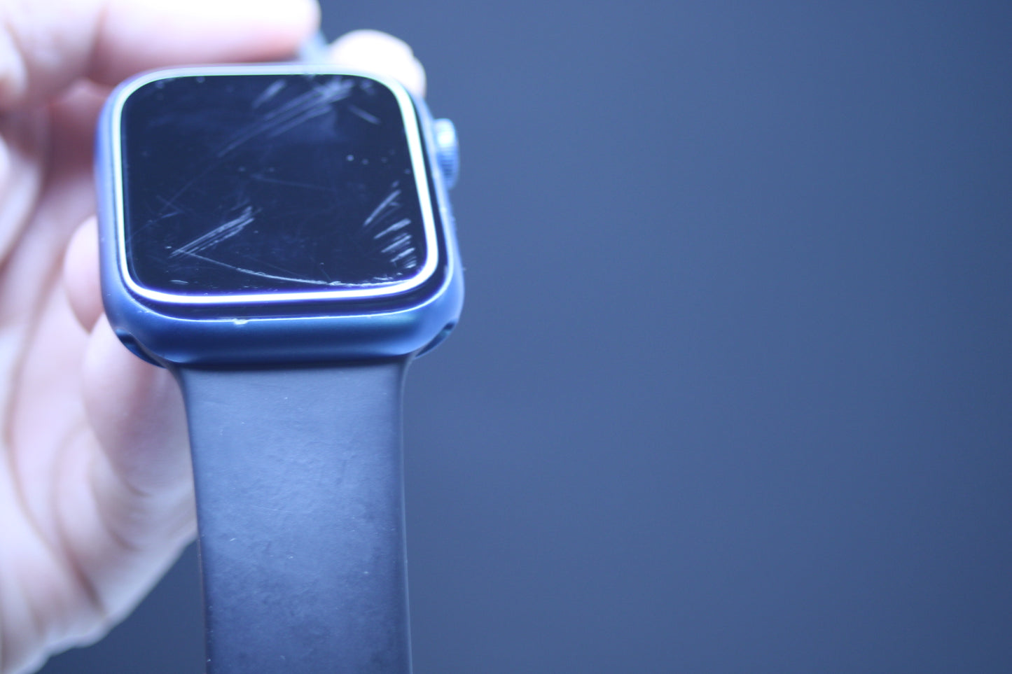 Apple Watch Nike Series 7 (45mm, A2477) Aluminum GPS + LTE – Fair Condition