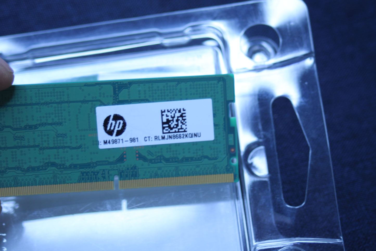 Samsung 16GB DDR5-4800 SODIMM Laptop RAM – PC5-38400 1Rx8 M425R2GA3BB0-CQK