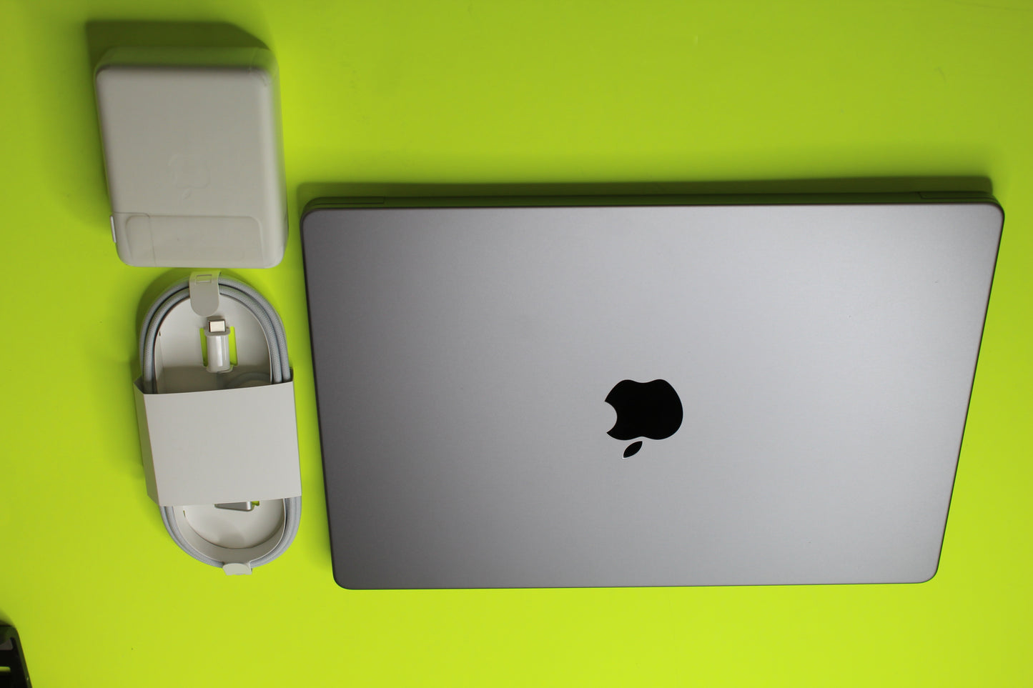 Apple MacBook Pro 14" (2021) M1 Pro 16GB RAM 512GB SSD – Space Gray A2442 - WeBuyElectronic