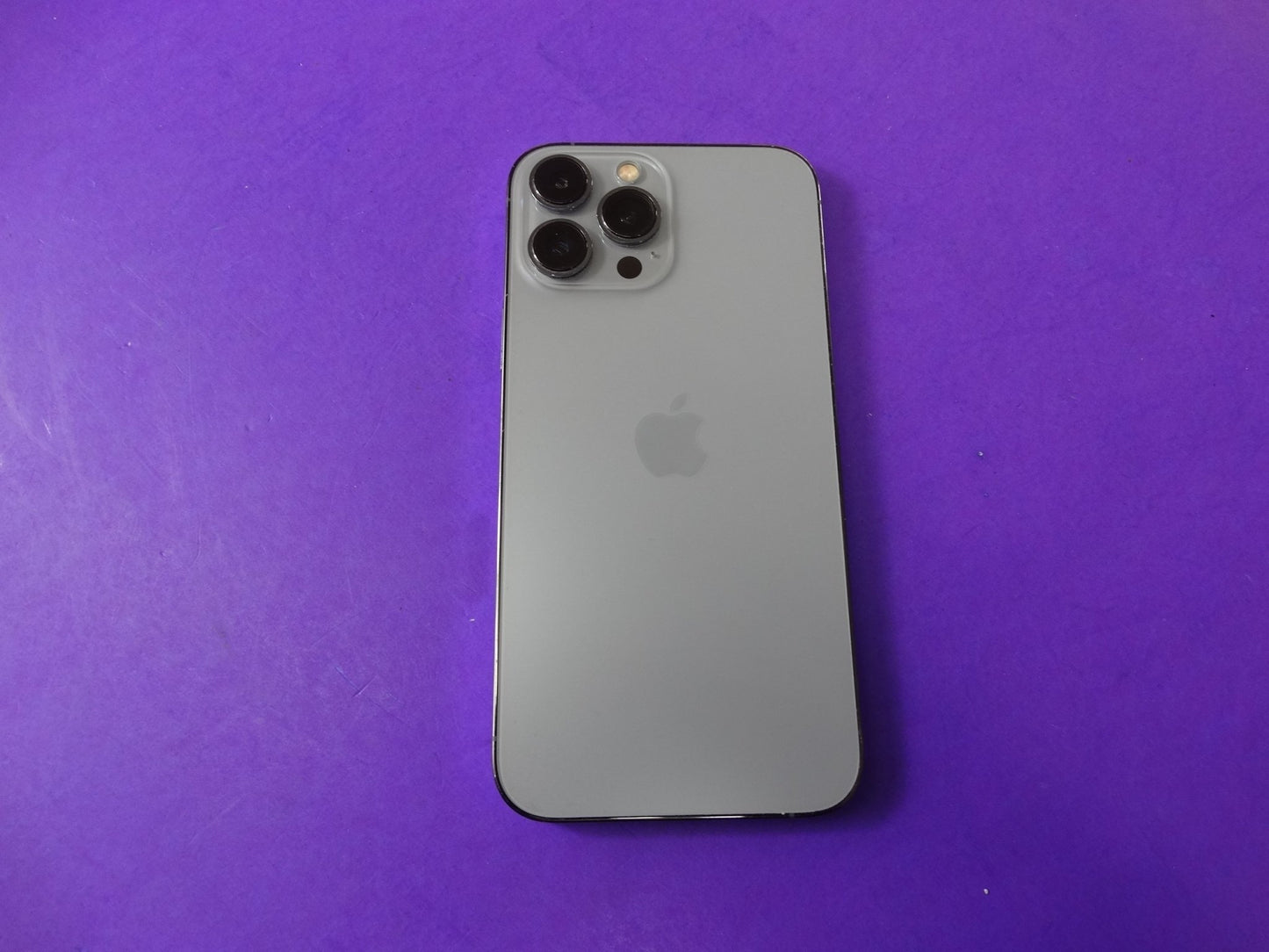 Apple iPhone 13 Pro Max – 128GB Unlocked | 77% Battery Health - WeBuyElectronic