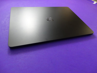 Microsoft Surface Laptop 5 – 16GB RAM, 1TB SSD, Snapdragon X Elite 12-Core, Windows 11 (7 Battery Cycles, 100%) - WeBuyElectronic