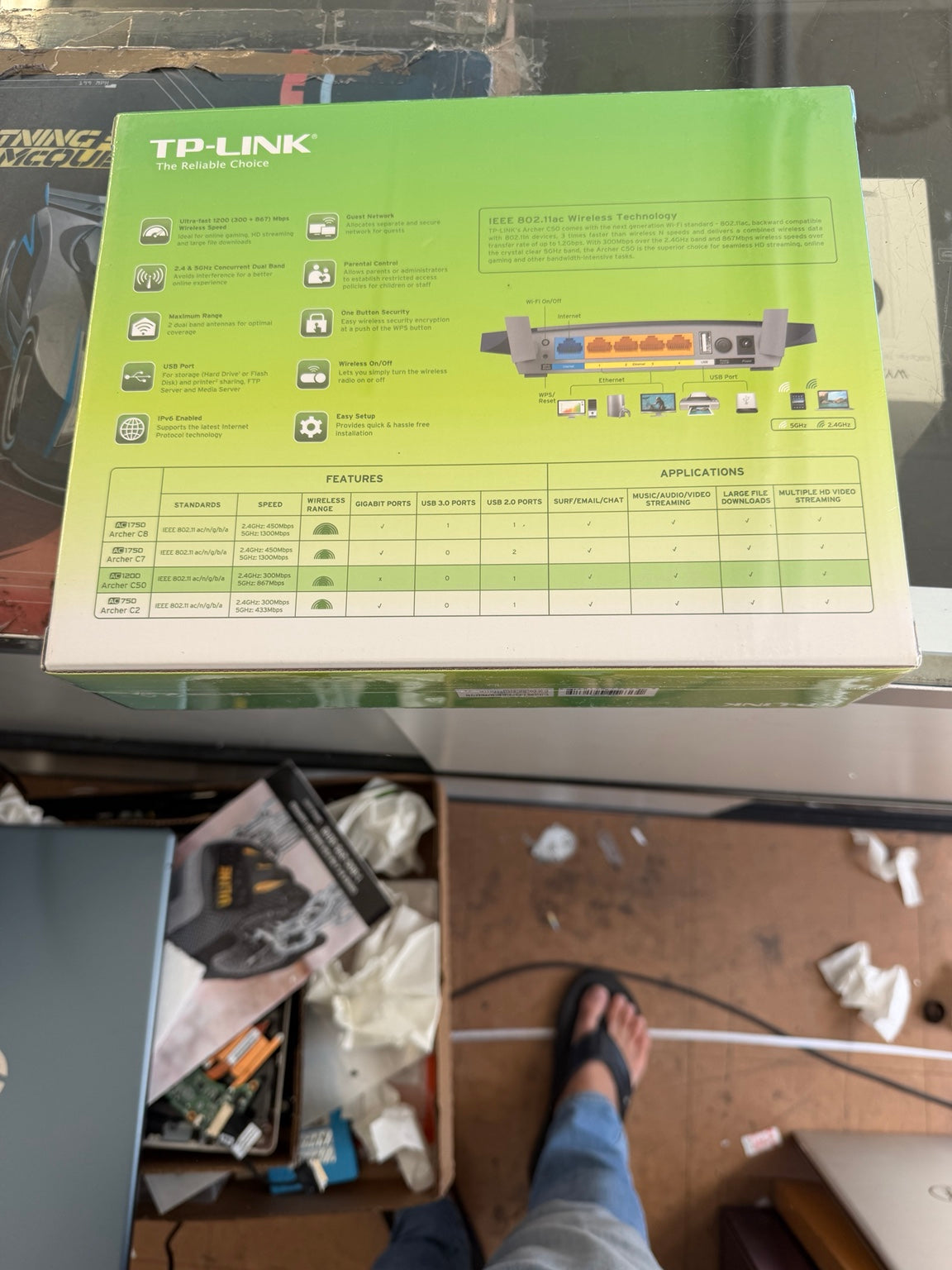 TP-Link Archer C50 AC1200 router rear packaging showing wireless features Ethernet ports USB and specifications