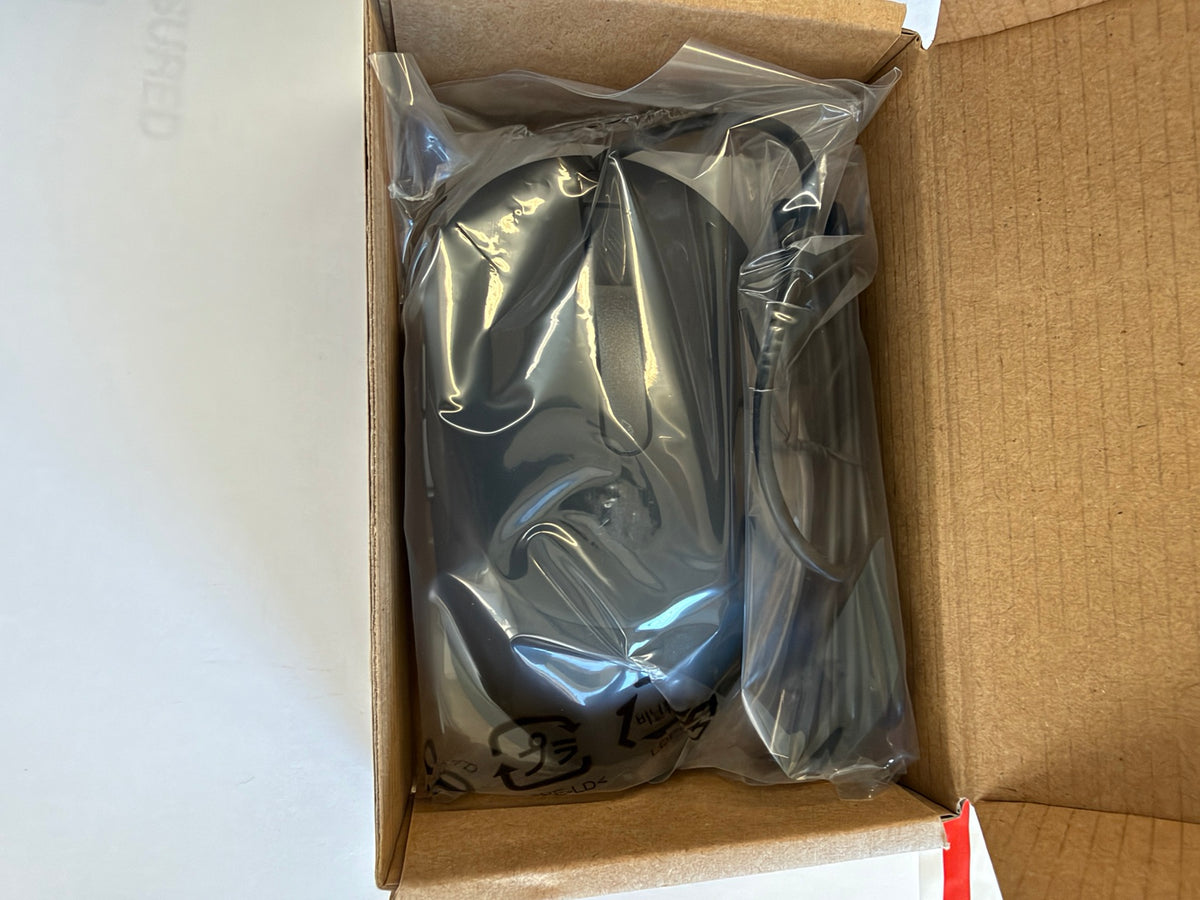 New Dell MS3220 Pro wired mouse in original Dell packaging