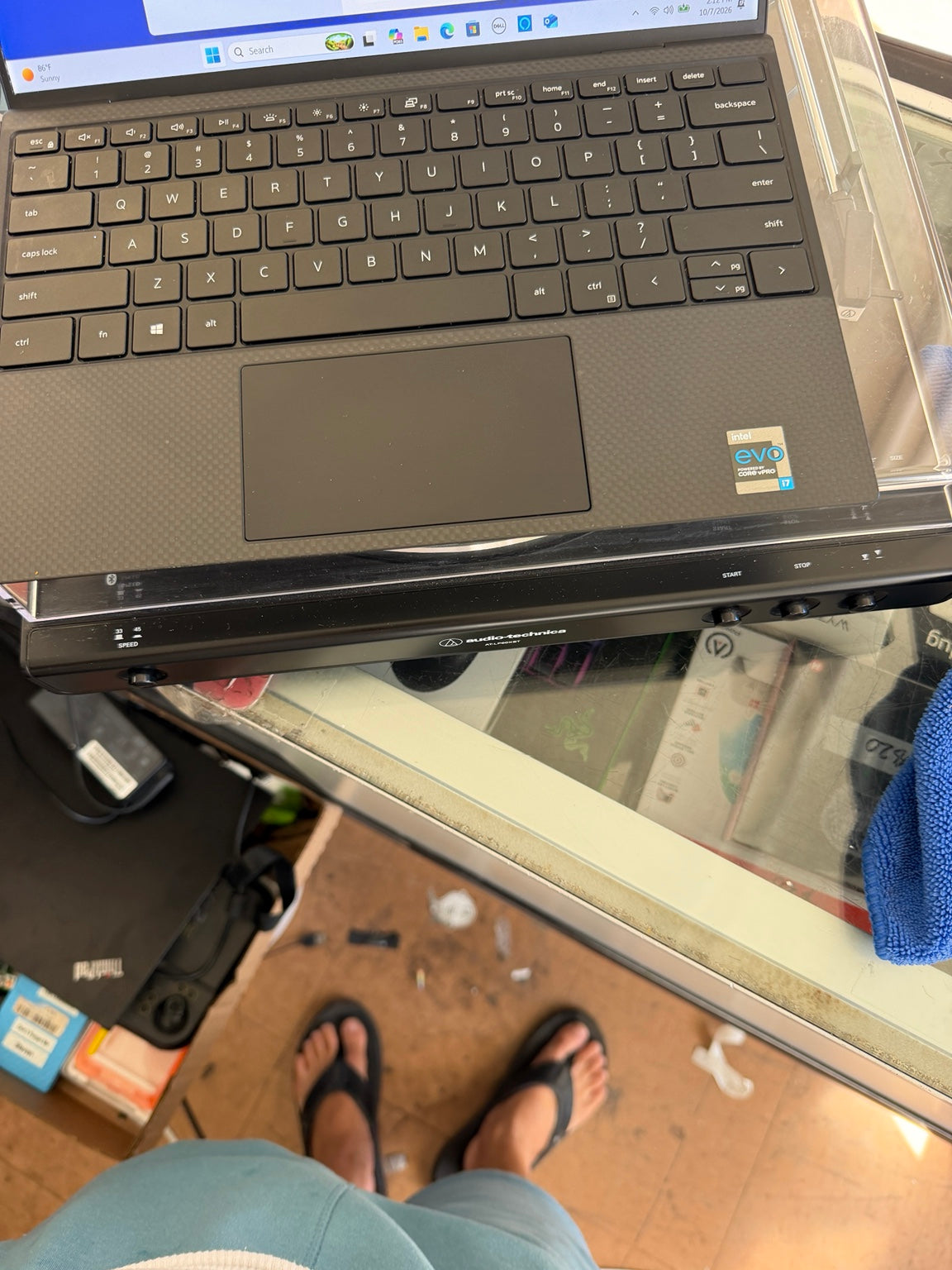 Dell XPS 13 9310 keyboard touchpad and Intel Evo Core i7 sticker