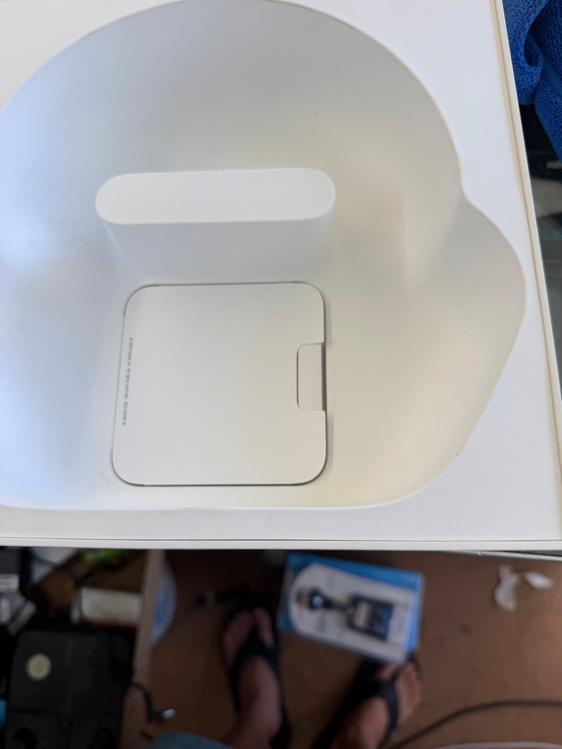 Apple AirPods Max original white packaging tray