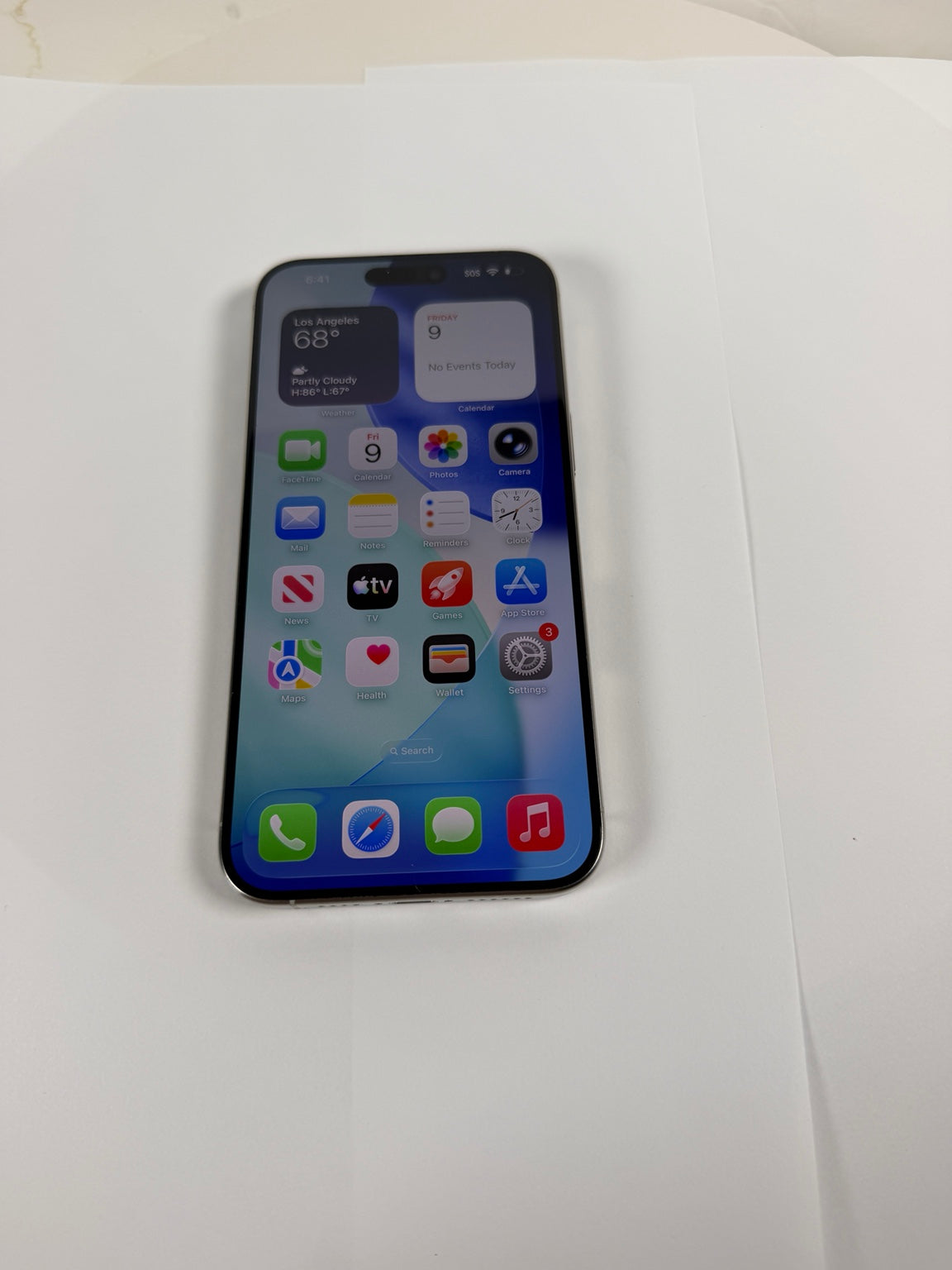 Apple iPhone 15 Pro Max 6.7 inch front display Natural Titanium