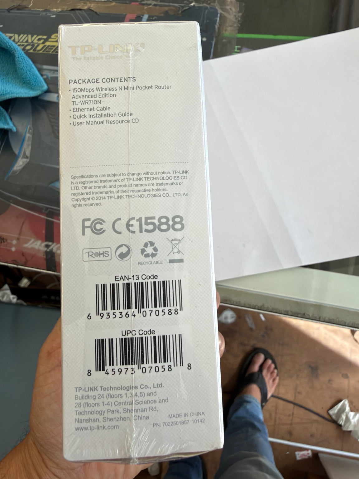 TP-Link TL-WR710N 150Mbps Wireless N Router factory sealed retail box with package contents