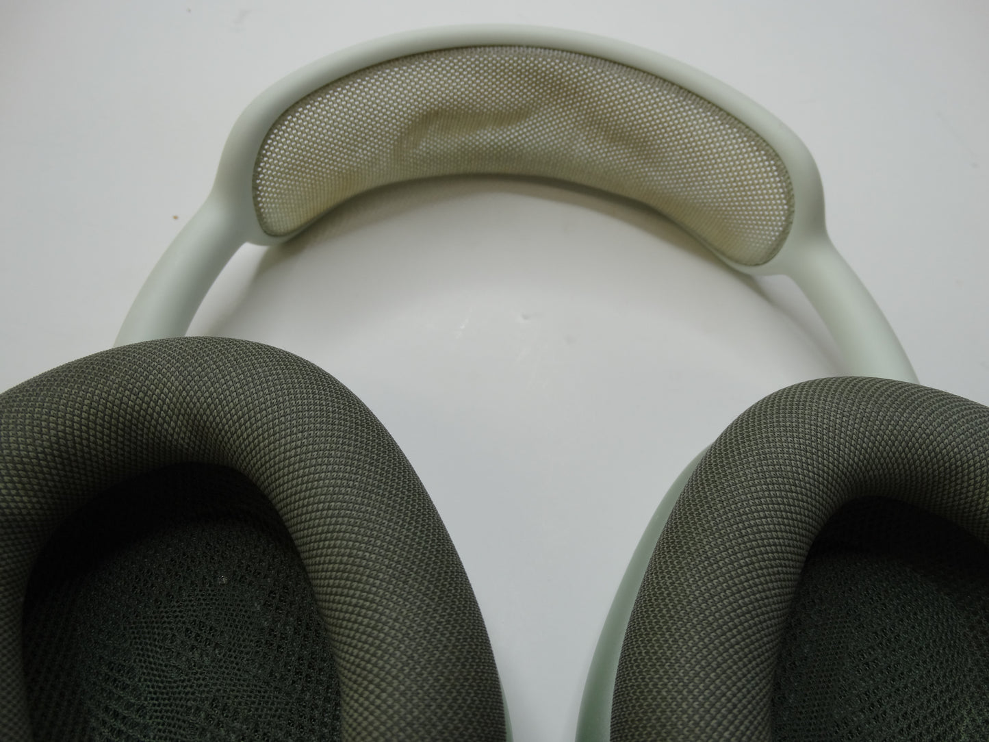 Apple AirPods Max – Green (Model MGYN3AM/A) Wireless Over-Ear Headphones