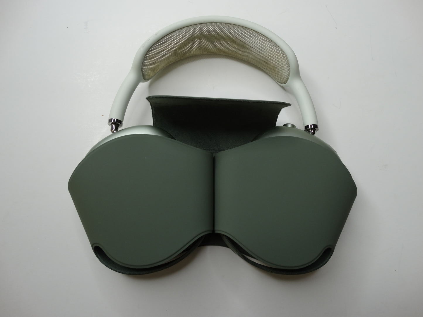 Apple AirPods Max – Green (Model MGYN3AM/A) Wireless Over-Ear Headphones