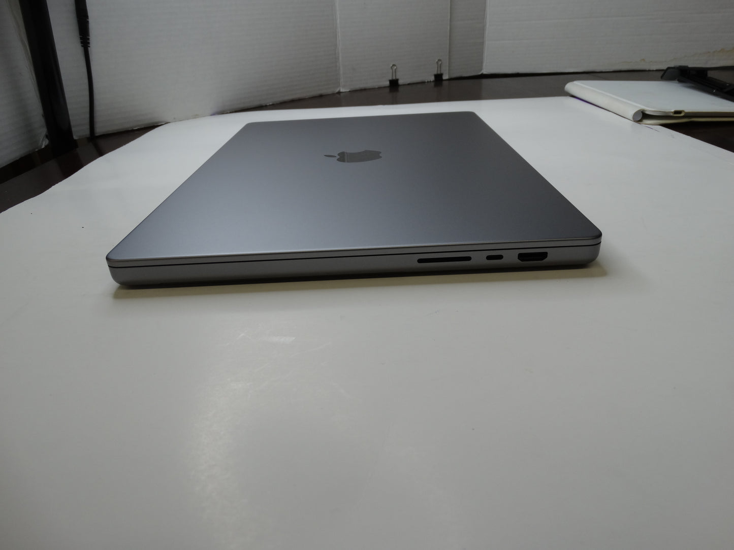 Apple MacBook Pro 16" A2780 – M2 Pro, 16GB RAM, 512GB SSD, 12-Core CPU, 19-Core GPU