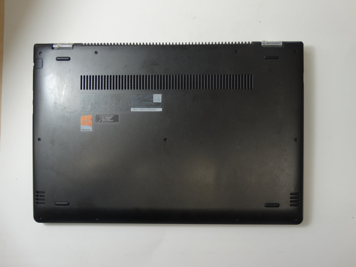 Lenovo IdeaPad Flex 4-1570 – 15.6" Touchscreen, Intel i7-6500U, 16GB RAM, 200GB SSD