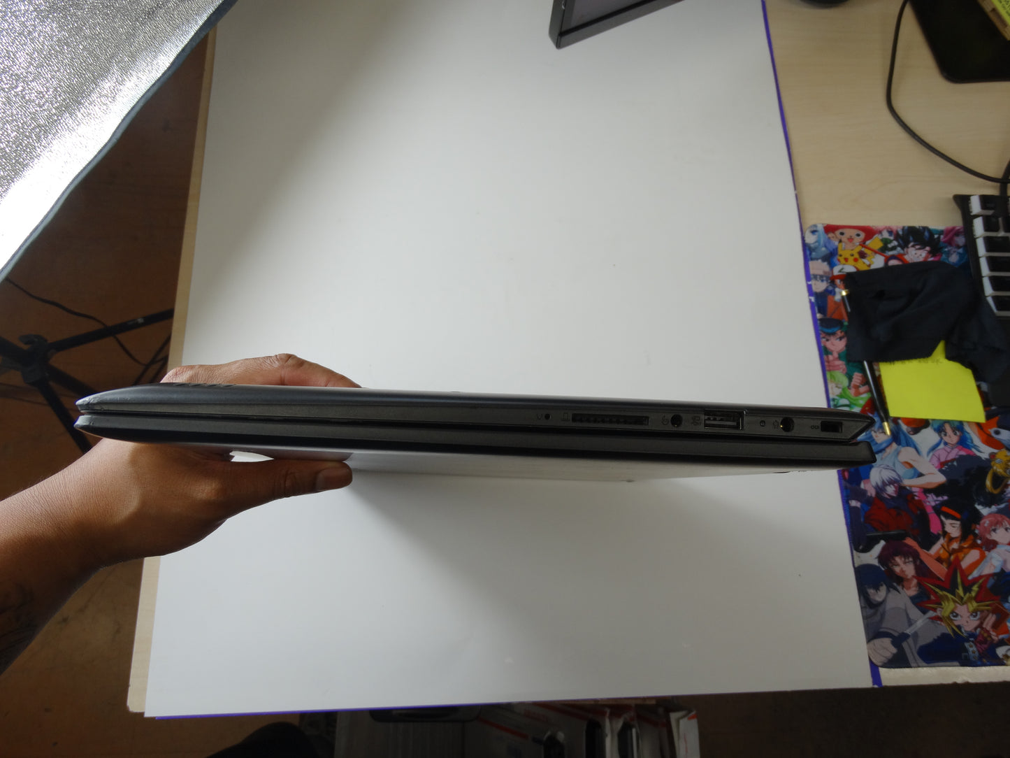 Lenovo IdeaPad Flex 4-1570 – 15.6" Touchscreen, Intel i7-6500U, 16GB RAM, 200GB SSD