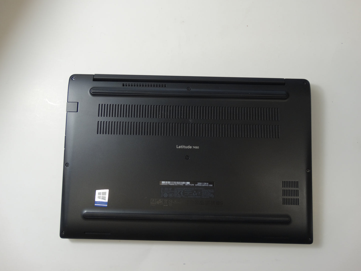 Dell Latitude 7490 – 14" FHD, Intel i5-8350U, 16GB RAM, 256GB SSD, 67% Cycle Battery Life