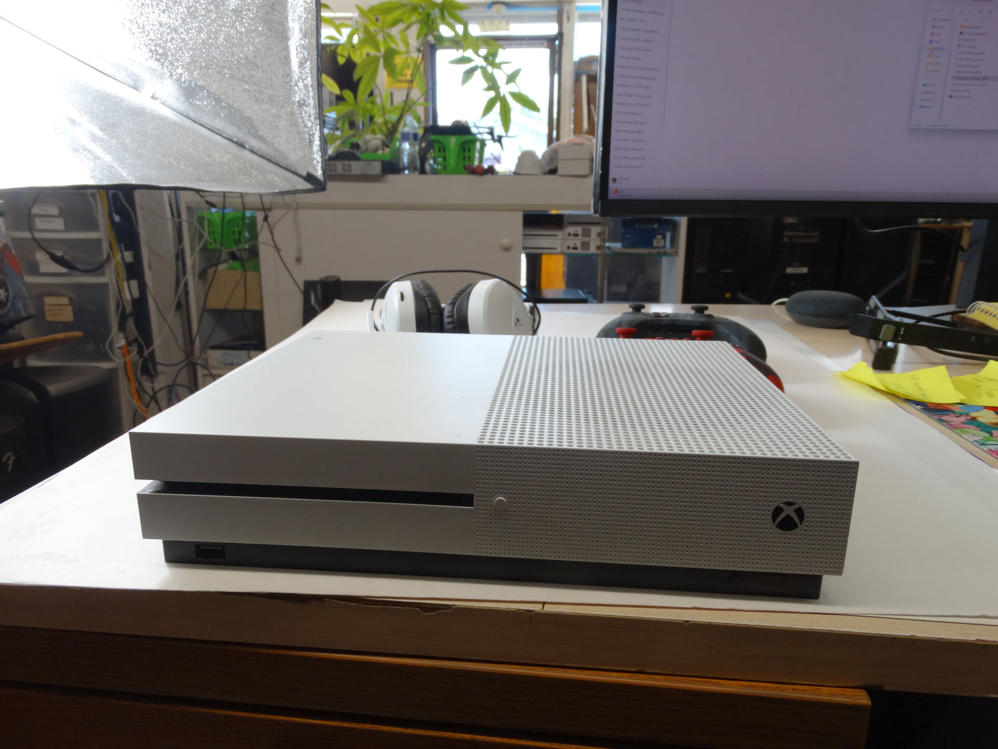 Xbox One S Console Bundle 500 gb – 14 Games + 2 Wireless Controllers + Turtle Beach Headset